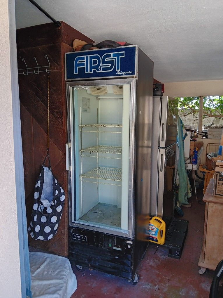 Spartan Commercial Refrigerator Everything Works