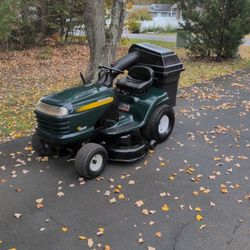 Craftsman Lt 1000 Riding Mower.With 2bin Bagger