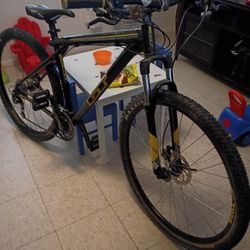 GT Mountain BikePro $250 Frame Size 20 Inch