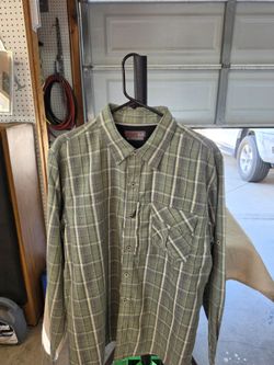 Brand New Wrangler Outdoor Series Mens L