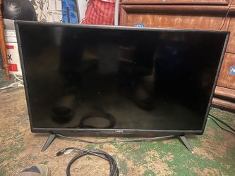 VIZIO D32i-G1 32in LED TV 720p HD, Black, HDMI Input, MPN D32i-G1