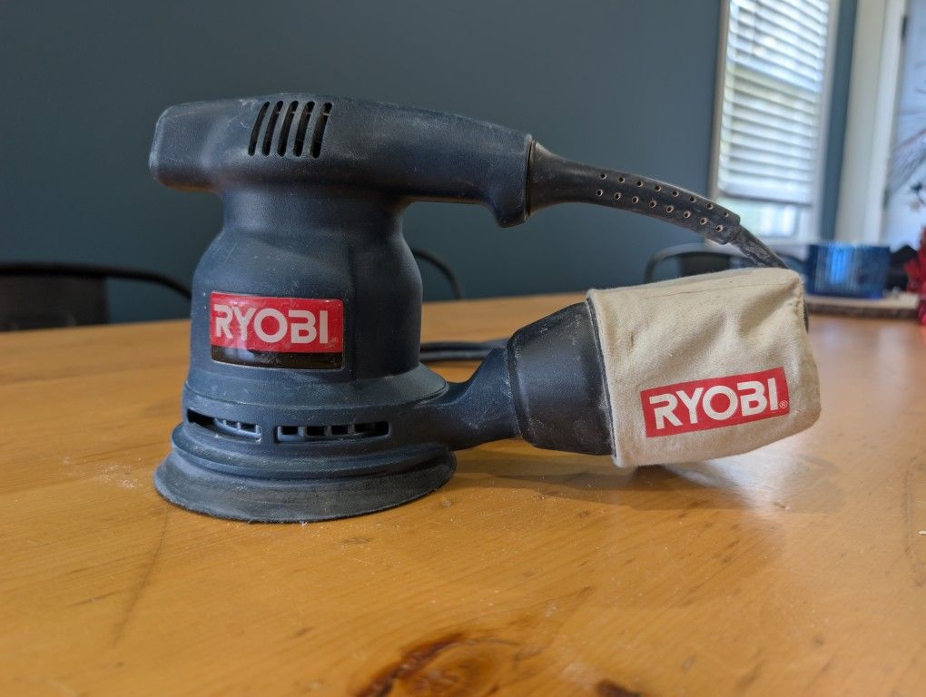 RYOBI RS2418 5" Orbital Sander WORKS GREAT!