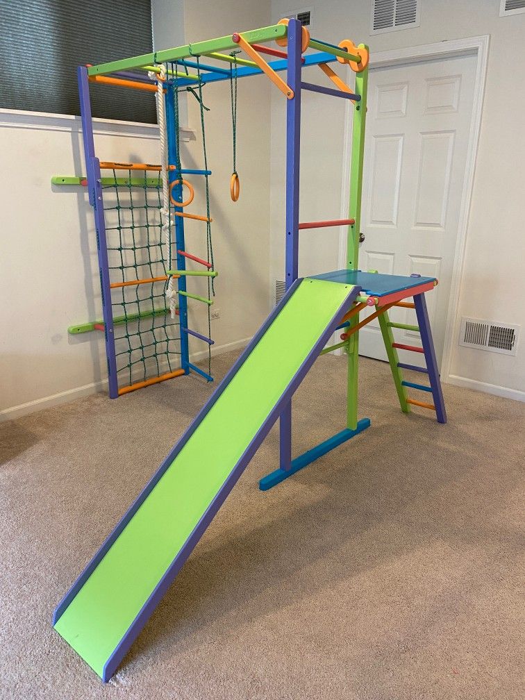 EZPlay toddler jungle gym is perfect for physical education of kids aged 18 months+