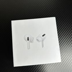 Apple AirPods Pro With USB-C