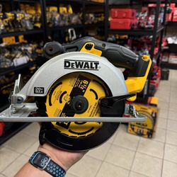 Pinto Tools ⭕️ Dewalt circular saw 6-1/5 Precio Firme $70