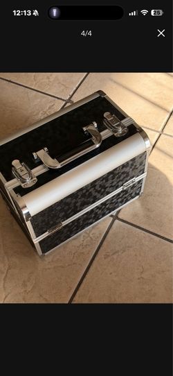Makeup box
