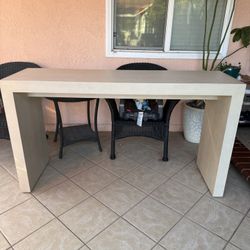 belle meade hospitality console table