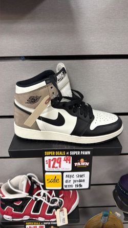 Nike Air Jordan 1 Retro High Sneakers size 6.5Y