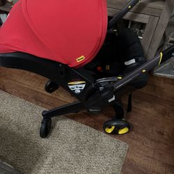 DOONA STROLLER RED 