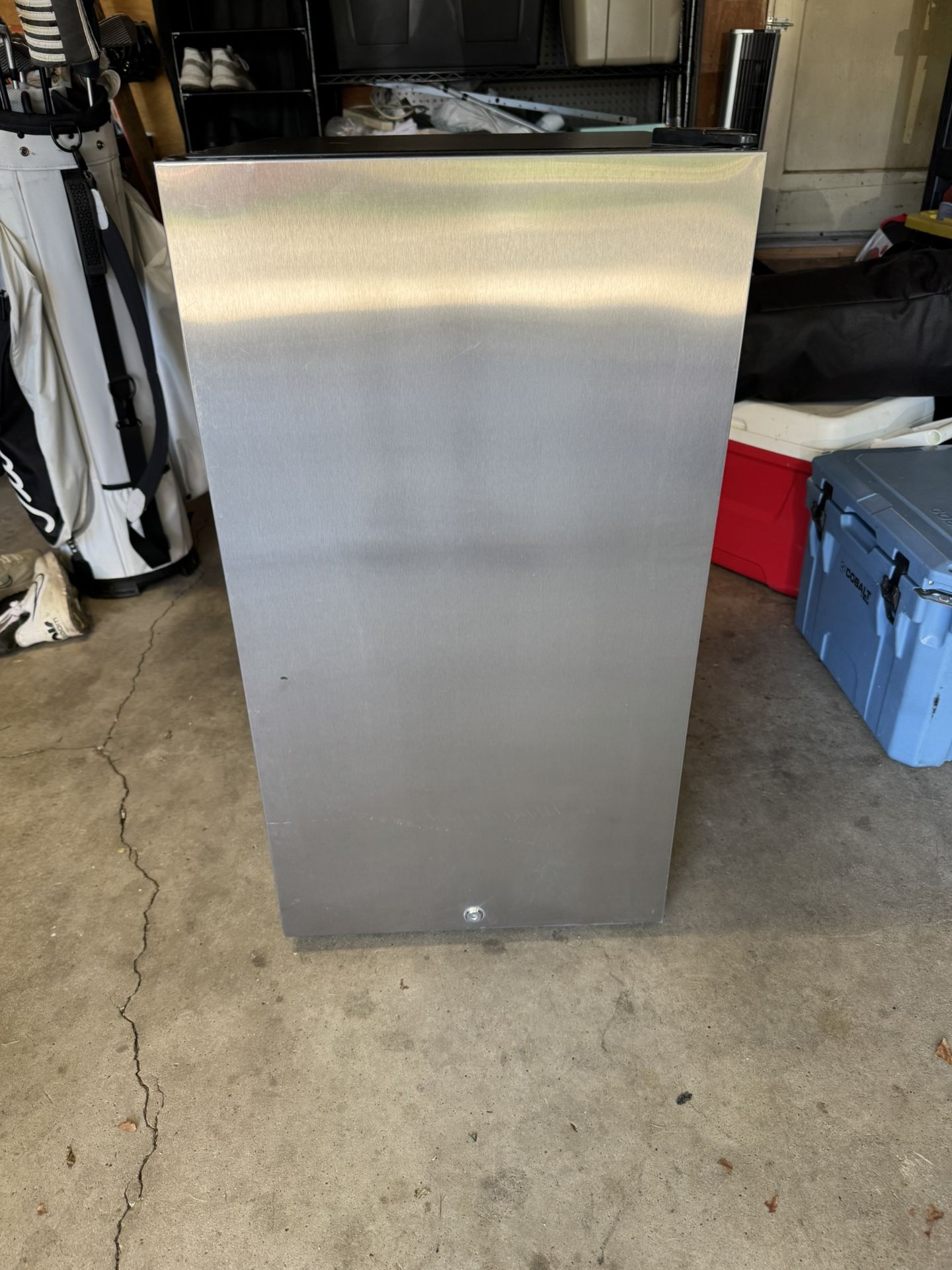 Outdoor Mini Fridge