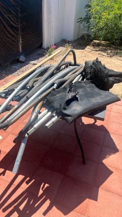 Trampoline *missing parts*