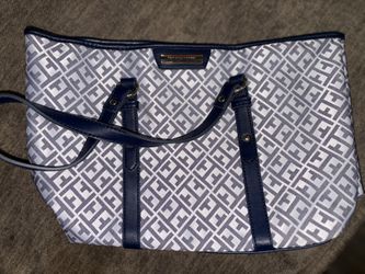 tommy purse 