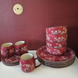 Temptations Dinnerware 