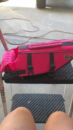 Dog life jacket