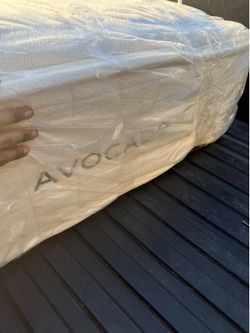 Twin xl bed mattress split single avocado luxury organic medium tight top natural latex Saatva purple Tempurpedic Casper helix Dreamcloud nectar lull 