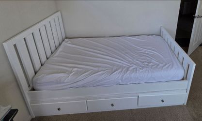 Twin bed with 3 storage drawers and mattress