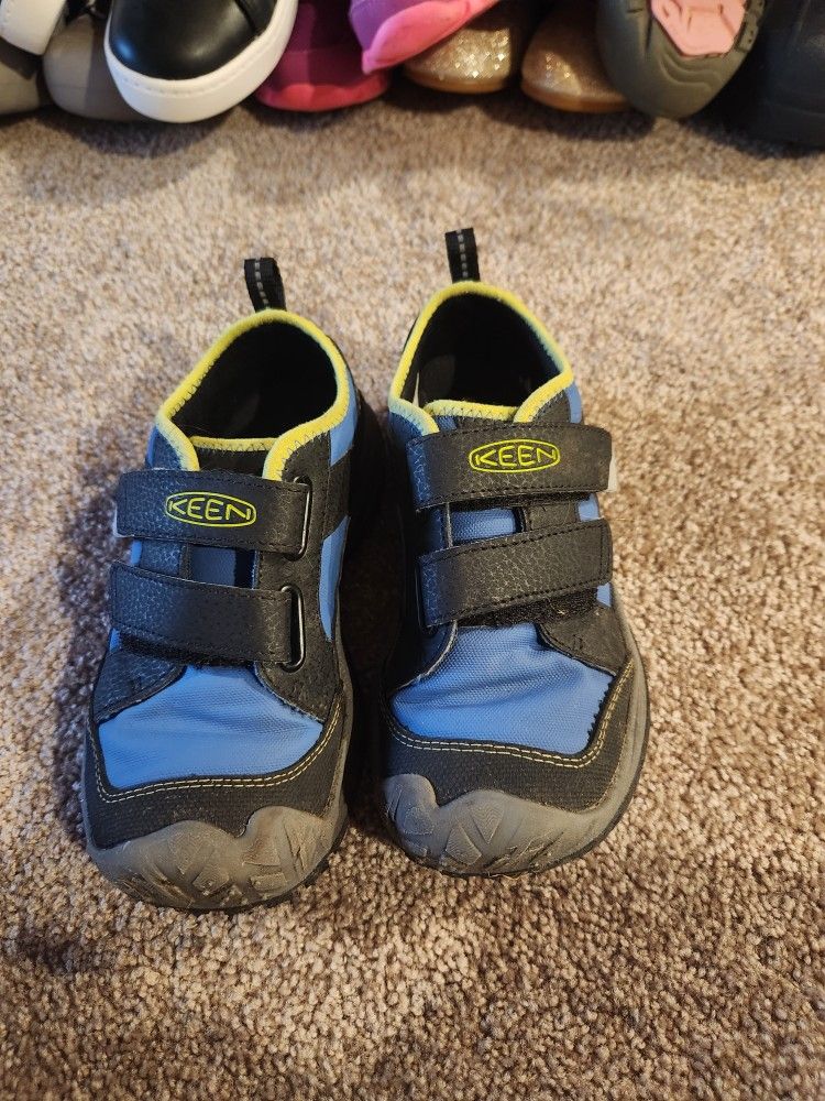 Keen Size 13 Shoes