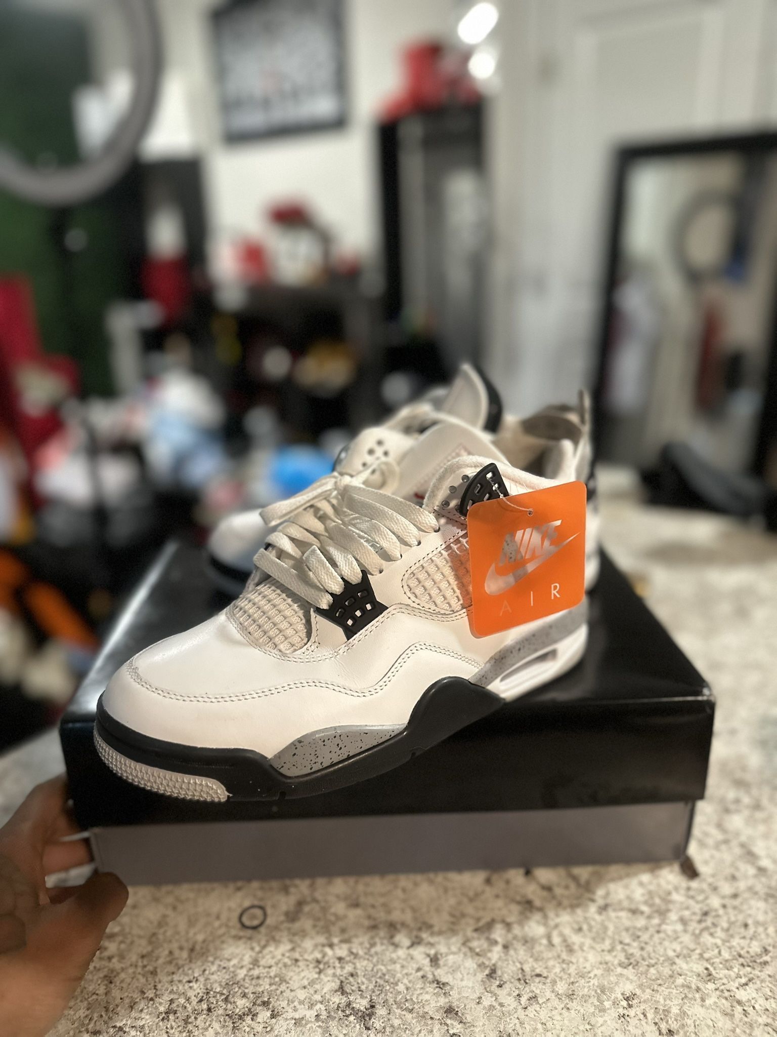 $160 Jordan 4 Size 8