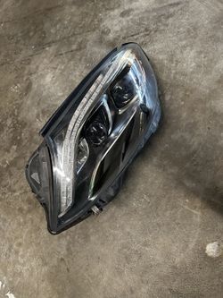 OEM 2015 S63 headlight BENZ $899OBO 
