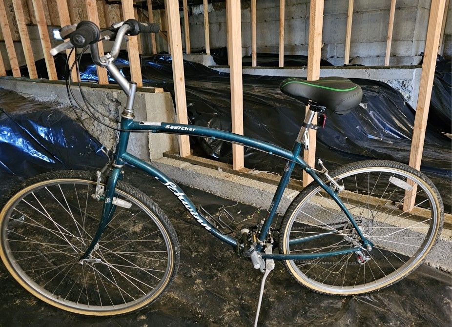 Schwinn Searcher 21 Speed Bike (Great Condition)