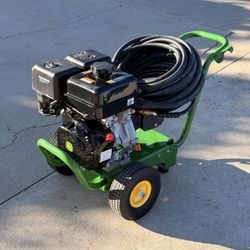 John Deere Pressure Washer