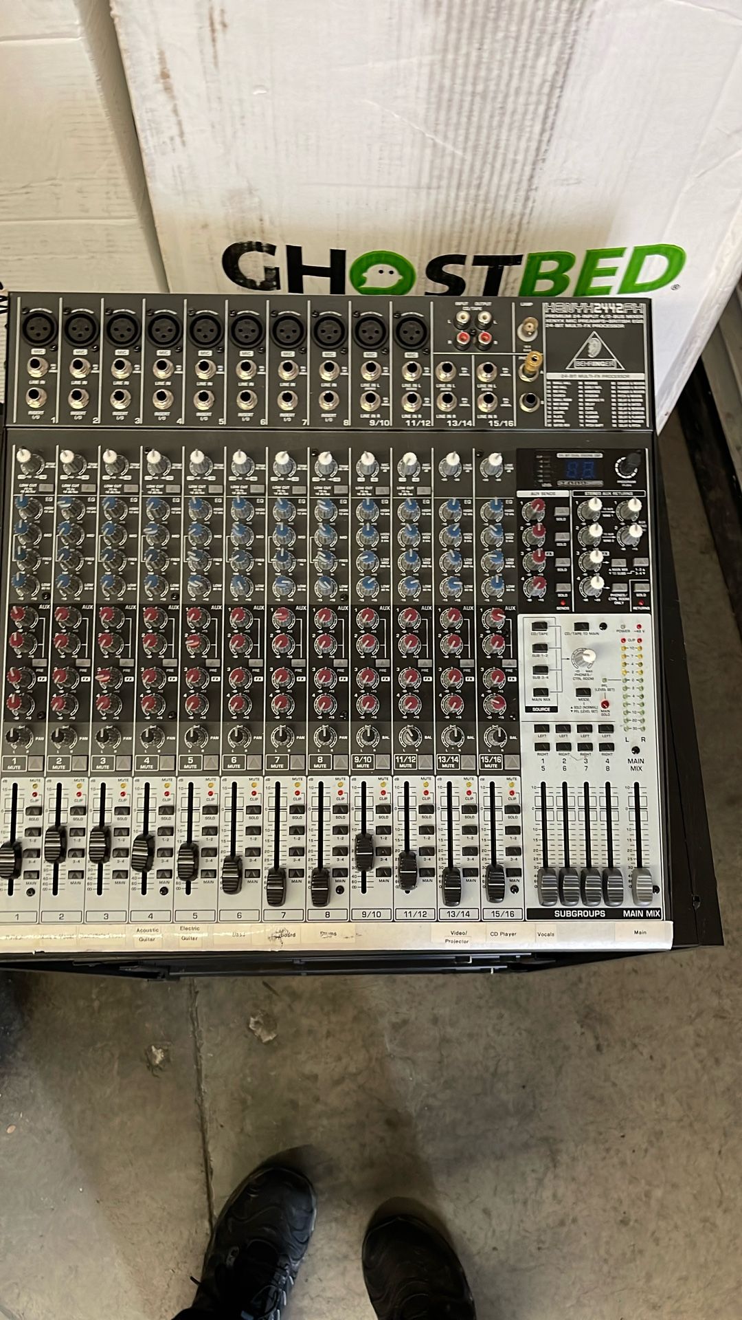 XENYX2442FH BEHRINGER