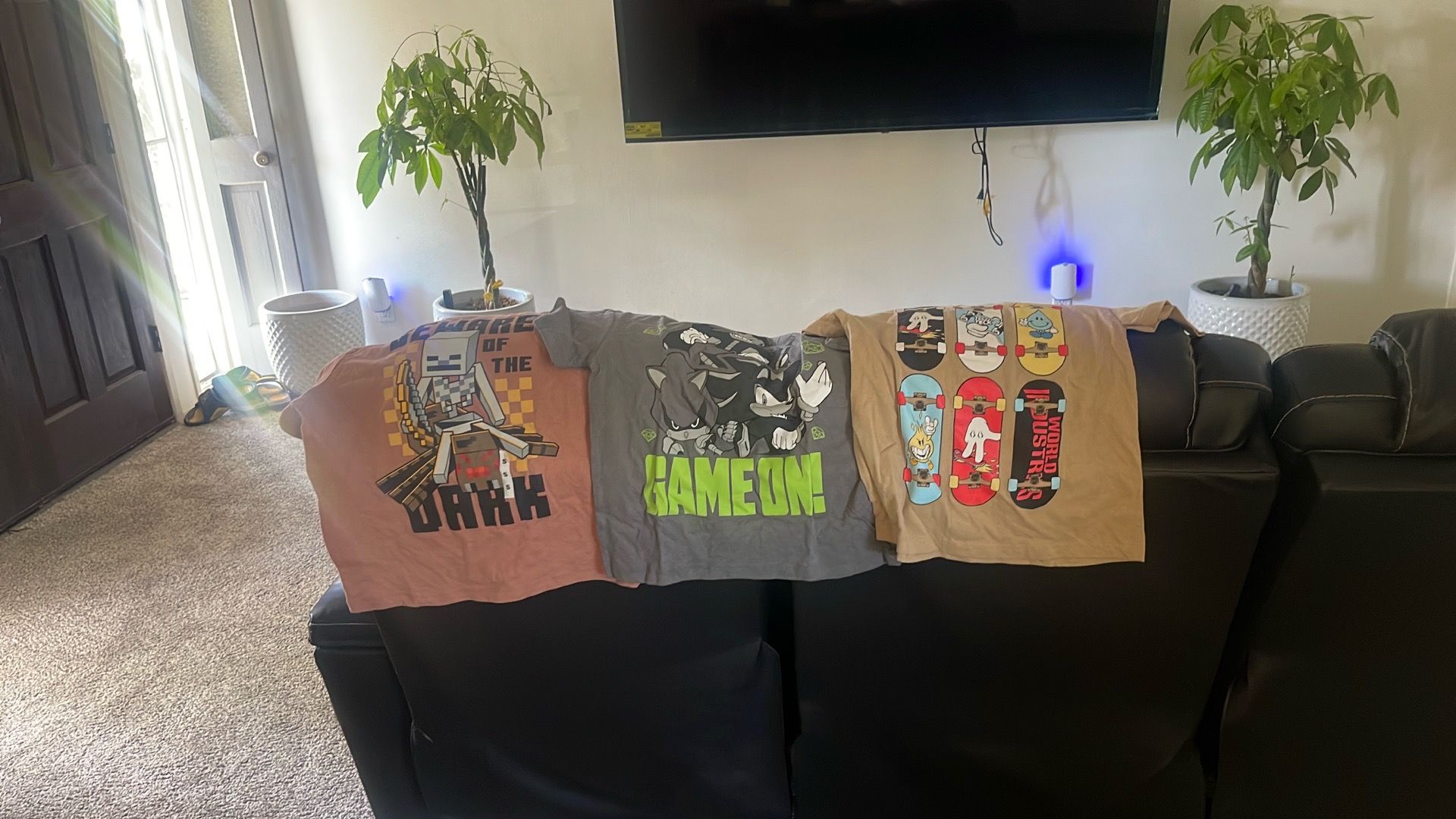 Boys Small shirts for sale 3 shirts 15$