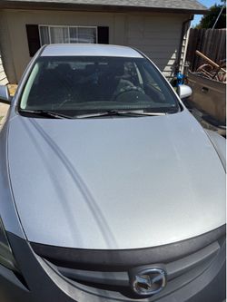 Mazda 2012