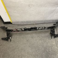 2020-2022 MERCEDES GLB250 RADIATOR SUPPORT UPPER