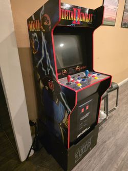 Mortal Kombat 2 arcade game