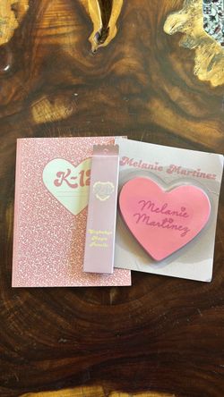 Melanie Martinez Stationary Set