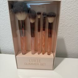 Luxie Glimmer Set Makeup Brushes 