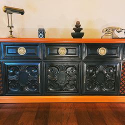 1960’s Magnavox Stereo Furniture Console