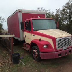Freightliner FL50  DIESEL BOXTRUCK