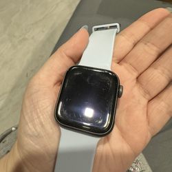 Apple Watch Series 4 38mm GPS+LTE
