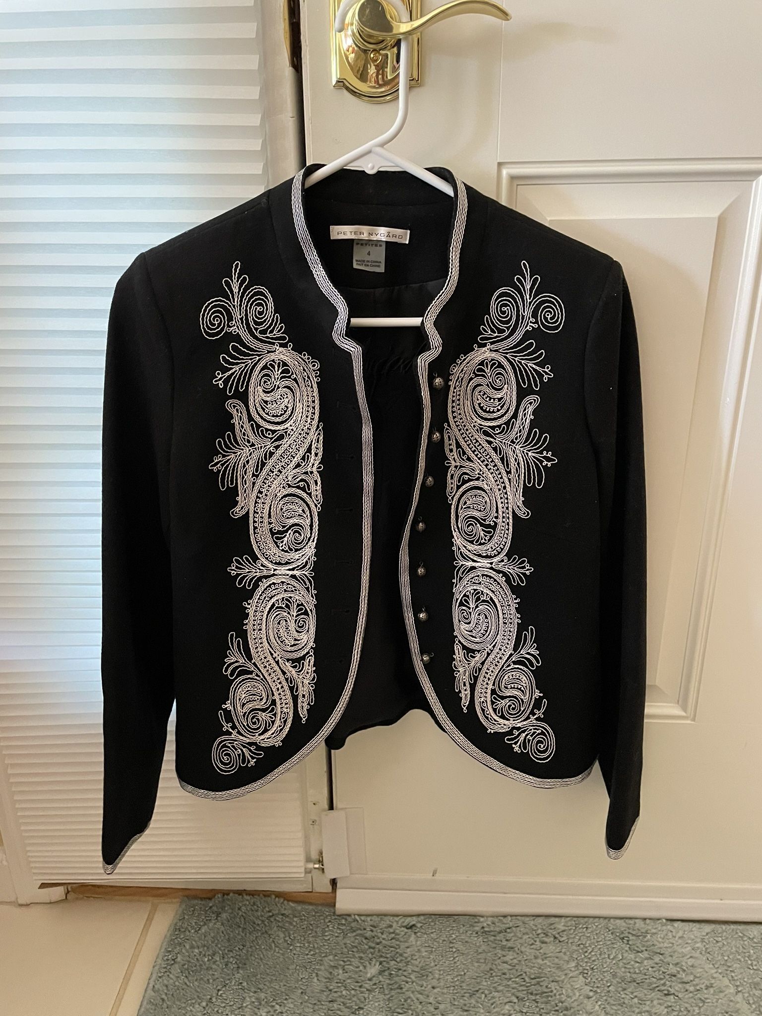 Short Casual Or Business Blazers Jacket For Women