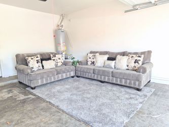 Free Delivery - Studded Sofa Set by Ashley Furniture