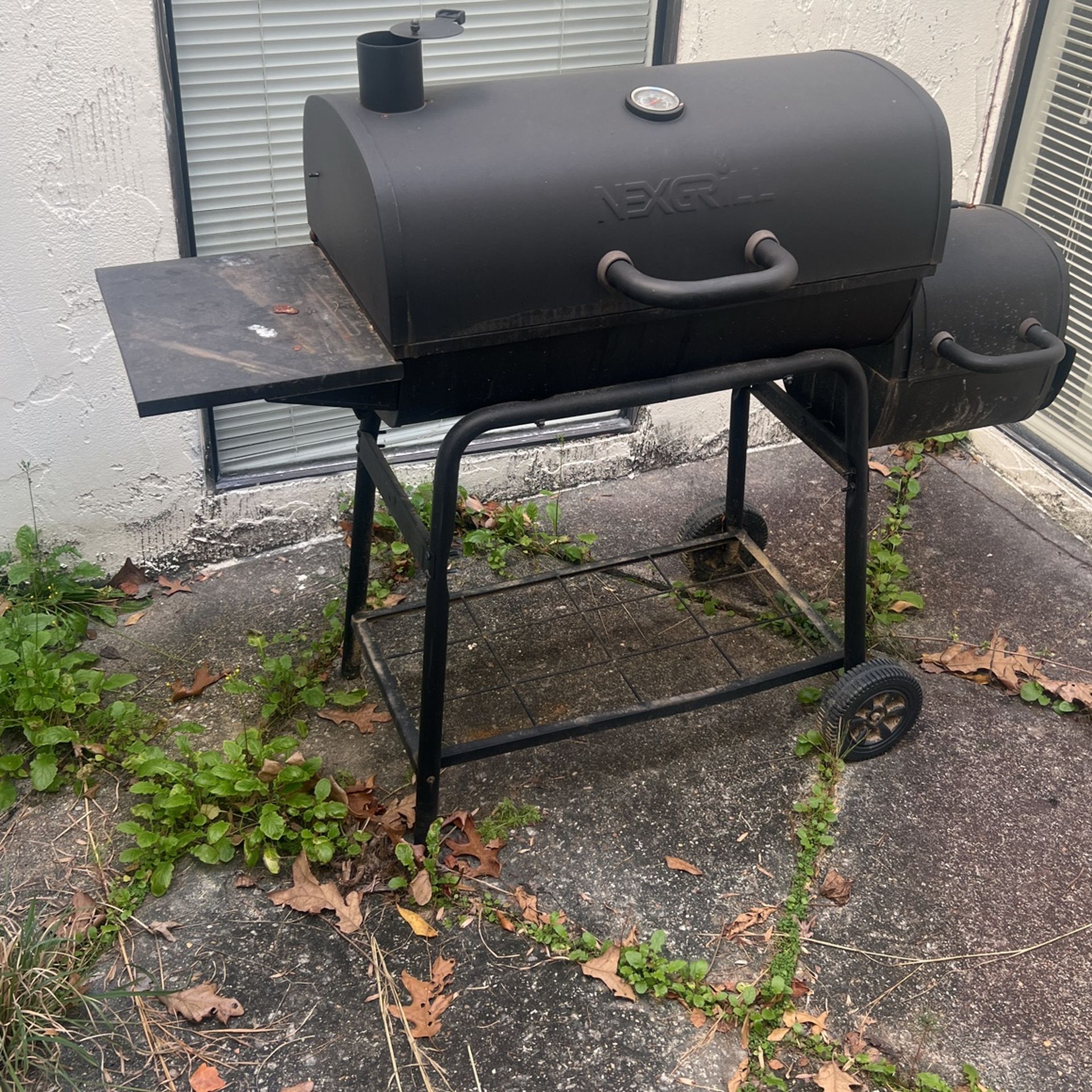 BBQ GRILL