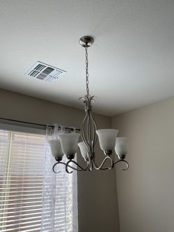 Light fixture