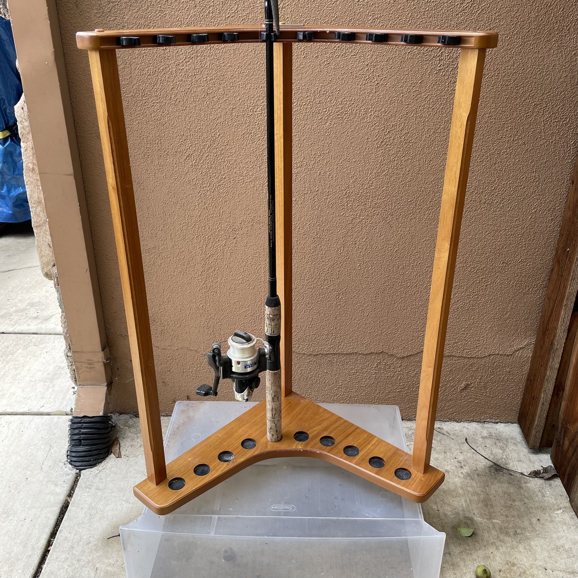 Field & Stream Corner 10-Rod Rack for Sale in Paris, TX - OfferUp