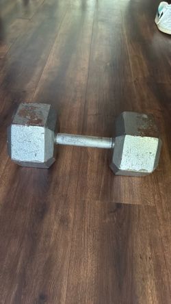 Dumbbell