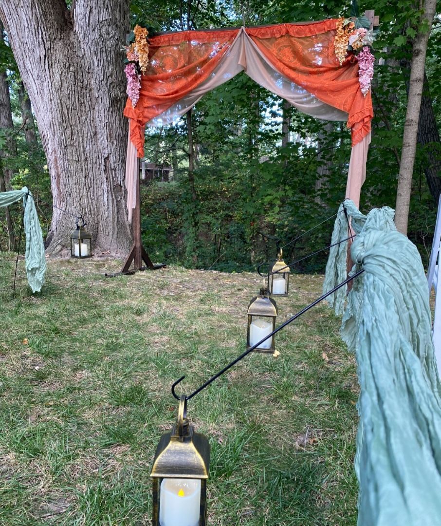 Fall Wedding decor And Arch