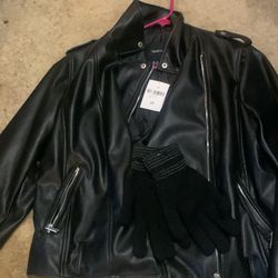 Women’s Black Leather Jacket W/gloves