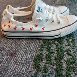 Women's Cherry Converse Chuck Taylors Low top 