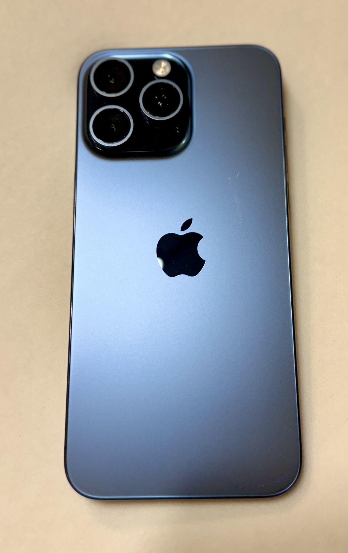 iPhone 15 Pro Max