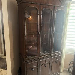Dining room Set: $600 Local Only