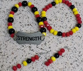 Women's Bead Bracelet And Earring Set