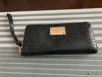 Michael Kors Wristlet Wallet