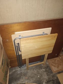 3 Folding Tables