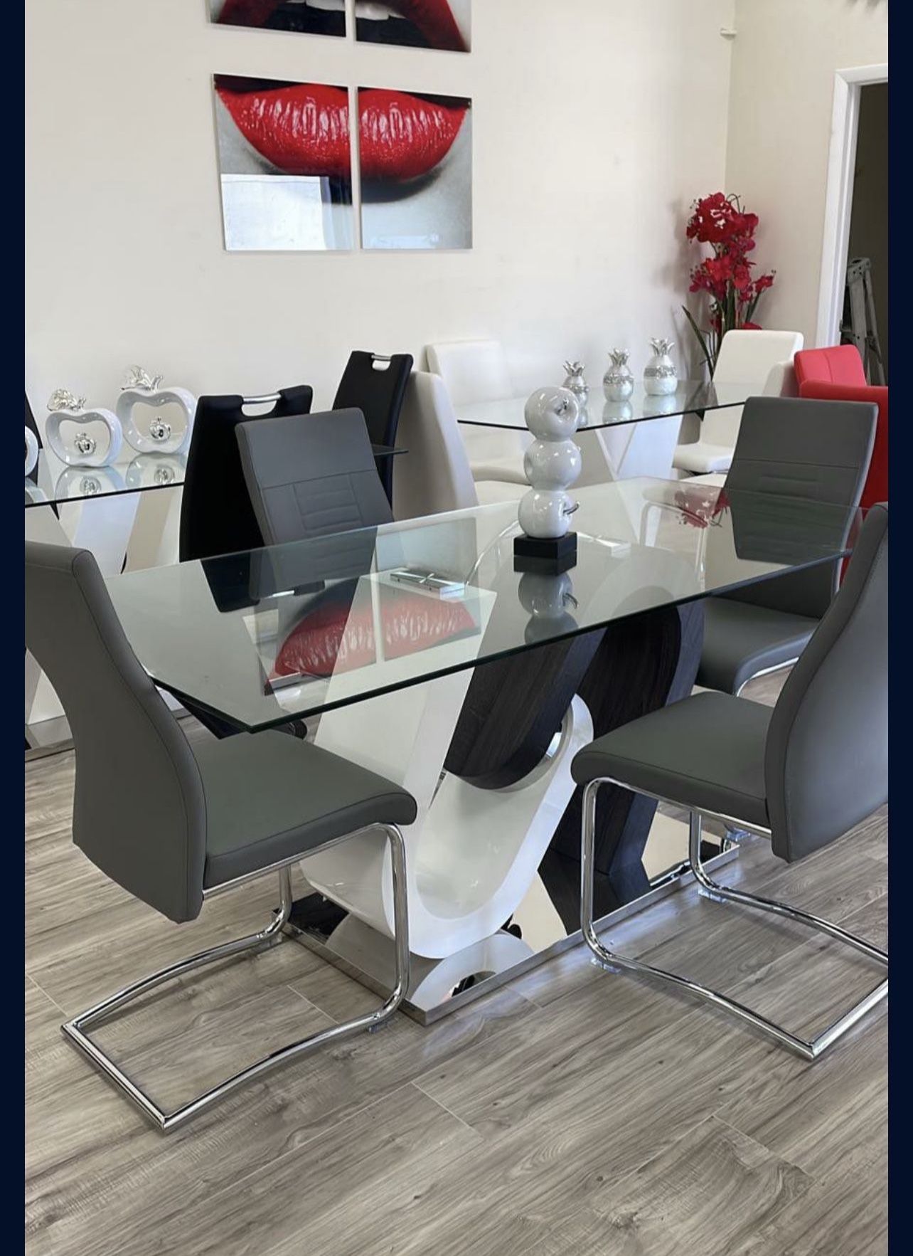 New Dining Table Set 71x35